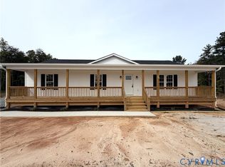 104 Abrams Rd, Farmville, VA 23901