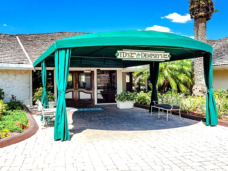 TJ Dempsey's Sports Bar - only 100 yards from villa