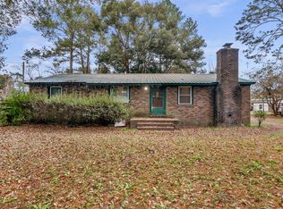 159 Nichols Rd, Jesup, GA 31545