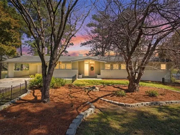 2091 Napoli Cir, Conyers, GA 30012