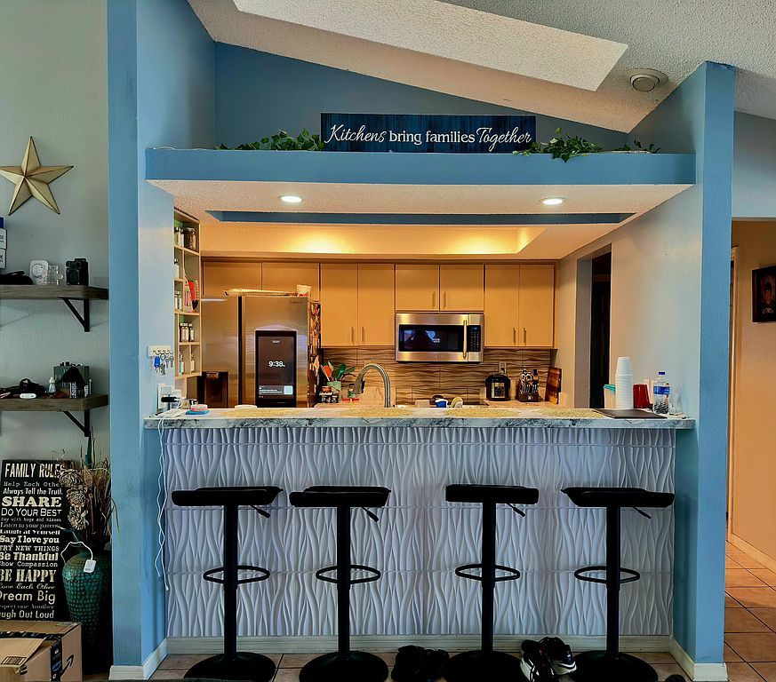 309 Silas Ct - Property Image