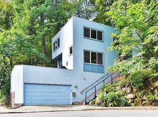 2710 SW Rutland Ter, Portland, OR 97205