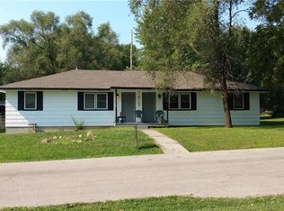 202-04 E Major St, Kearney, MO 64060