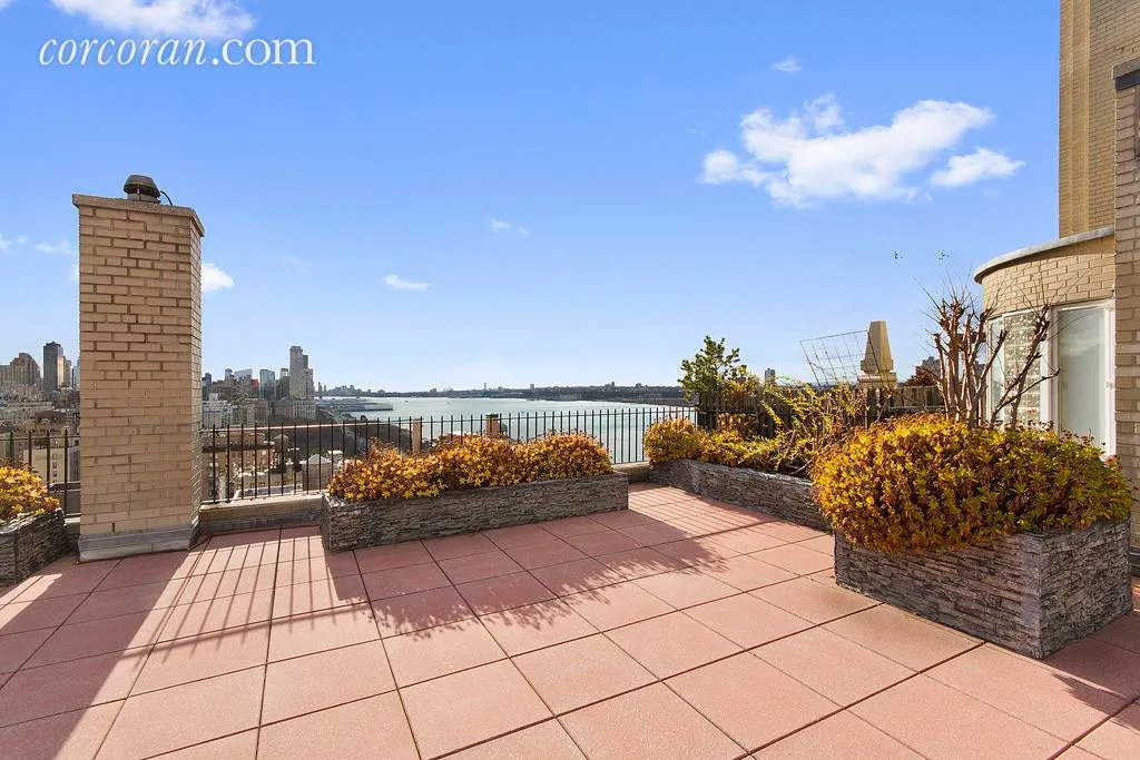 140 Riverside Drive #5C in Upper West Side, Manhattan | StreetEasy