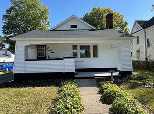 309 S 4th St, Oregon, IL 61061