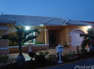 13381 SW 41st Ln, Miami, FL 33175