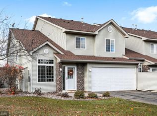 2421 Oakridge Cir, Hudson, WI 54016