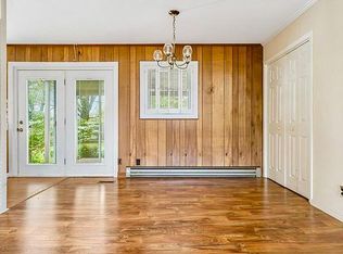 4008 Sanford Dr, Johnson City, TN 37601