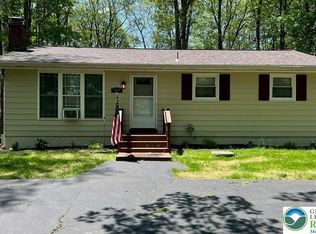 263 Stillwater Dr, Pocono Summit, PA 18346