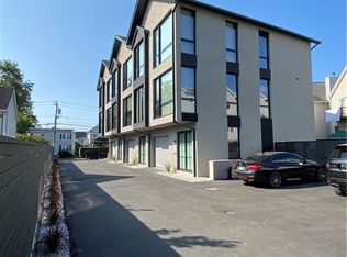 998 Cove Rd #2, Stamford, CT 06902