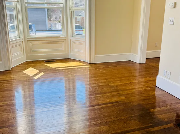 (undisclosed Address), Bristol, RI 02809