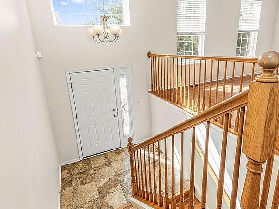2nd image of 797 Lewisburg Ln #797