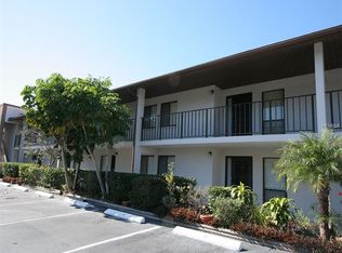 7201 Curtiss Ave APT 1B, Sarasota, FL 34231