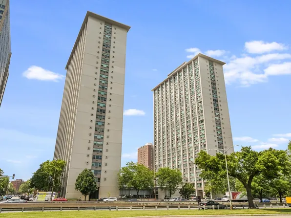 3600 N Lake Shore Dr APT 2320, Chicago, IL 60613