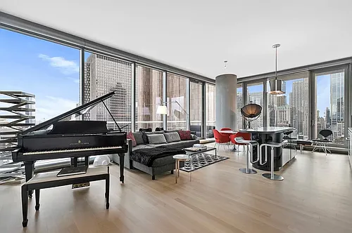 56 Leonard St Photo 1