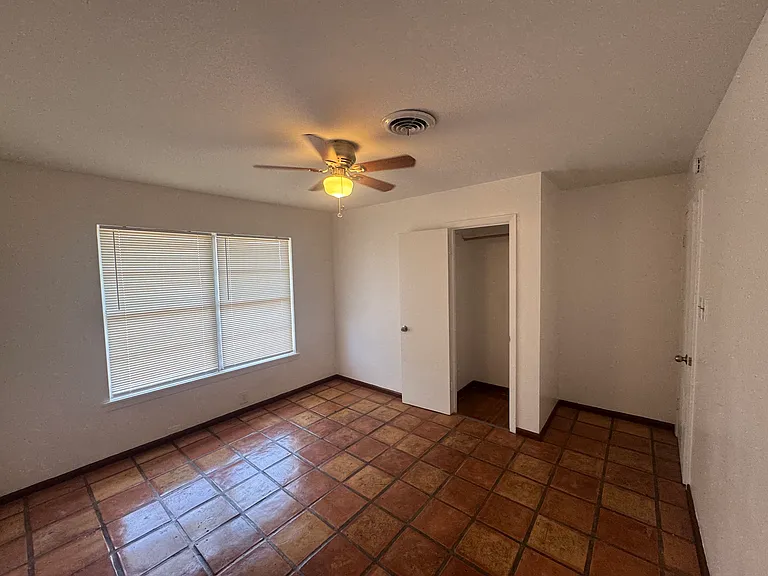 4621 Adkins Dr — Photo 5