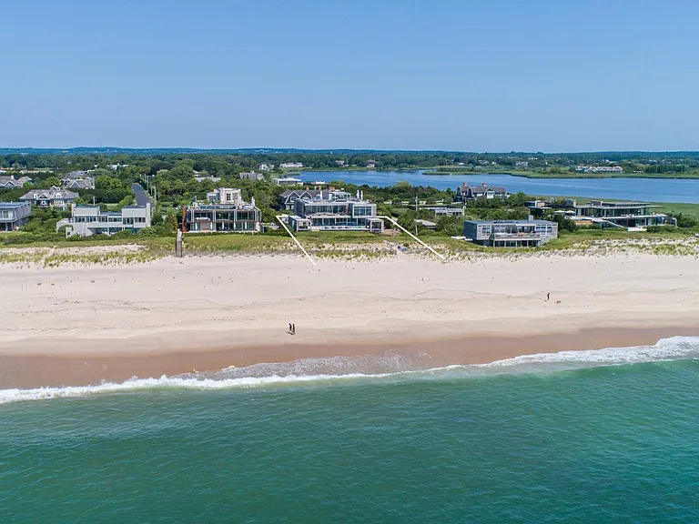 277 Surfside Dr — Photo 1