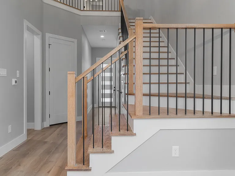 2818 Chicago St — Photo 9