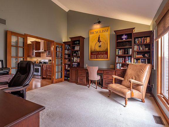 4th image of 2534 S Spicewood Ln