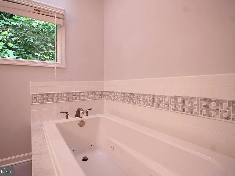 6065 Innisvale Dr — Photo 18