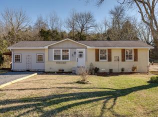 101 Dennis Rd, Hendersonville, TN 37075