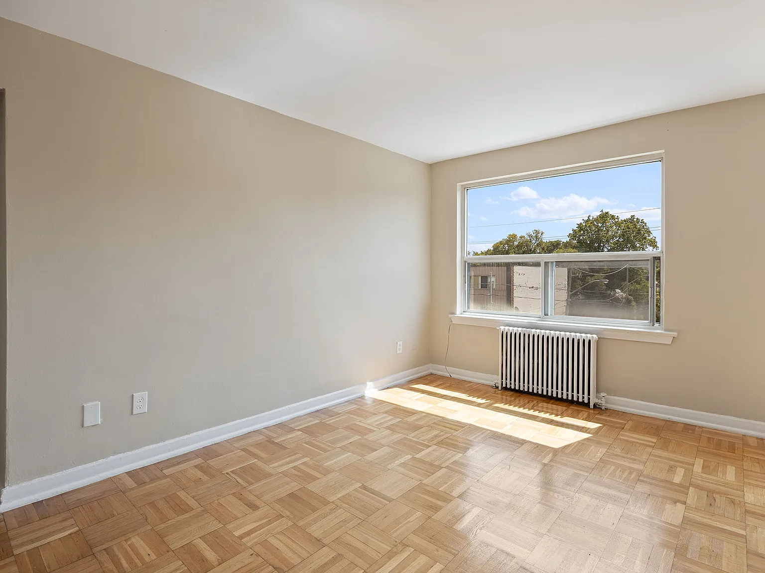 2890 St. Clair East York Apartments — Photo 3