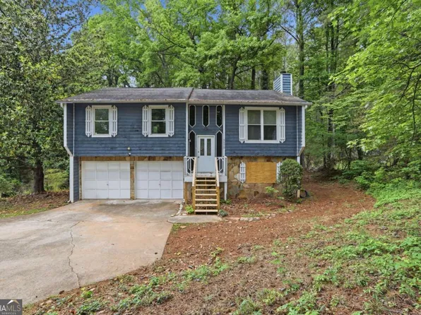 3570 Brenda Ct, Douglasville, GA 30135
