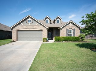 11008 N 120th Ave E, Owasso, OK 74055