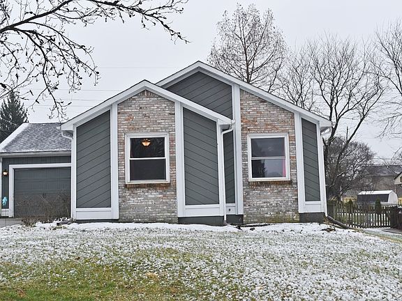 3rd image of 402 Orchard Dr