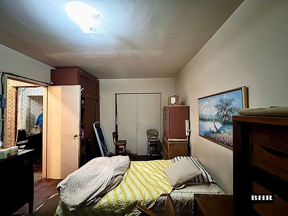 5th image of 5610 Avenue N #A