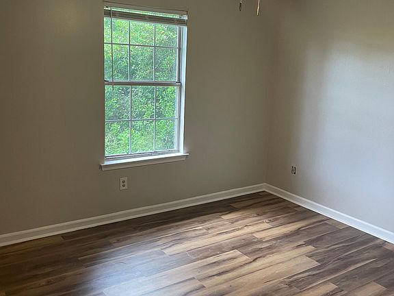 3rd image of 3400 Green Briar Ct #A