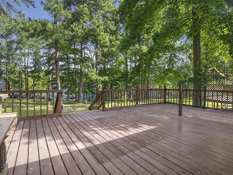 125 Red Oak Dr — Photo 14
