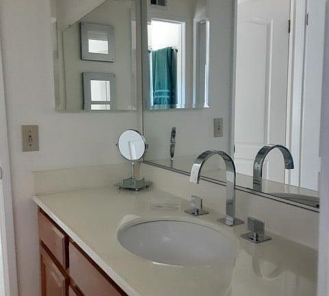 5th image of 28713 Greenwood Pl