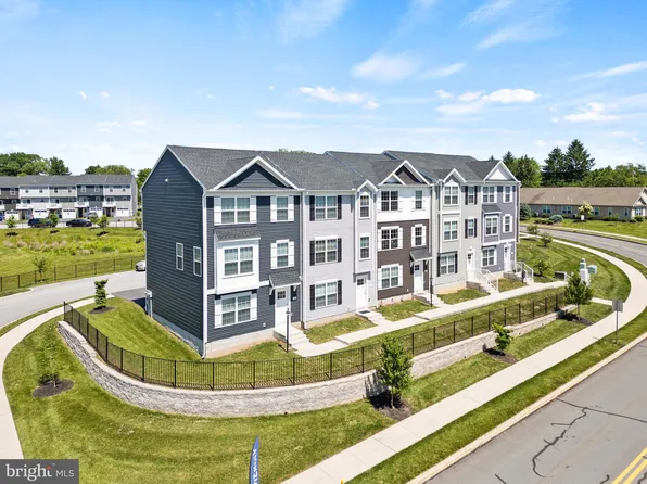 74 Overshot Ln, Gettysburg, PA 17325