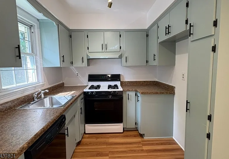 470 Valley Rd #3 — Photo 10