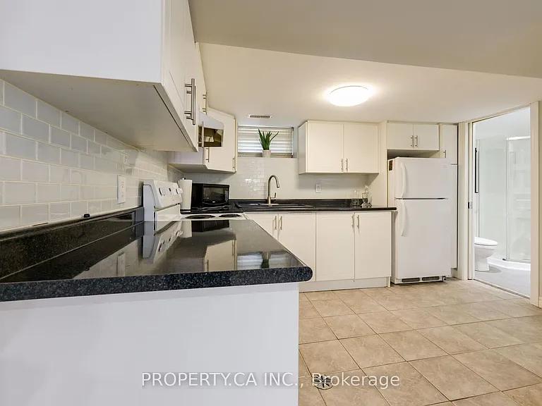 17 Park St — Photo 11