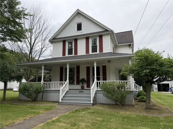 1986 Main St, Waterport, NY 14571