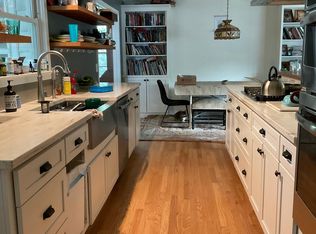 5 Birch Cir, Madison, WI 53711