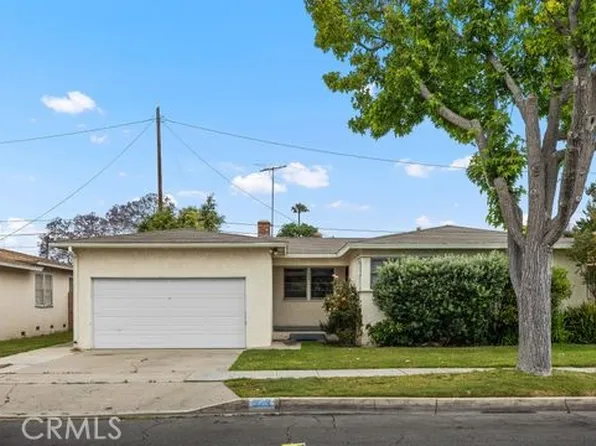 923 W Maple Ave, Orange, CA 92868