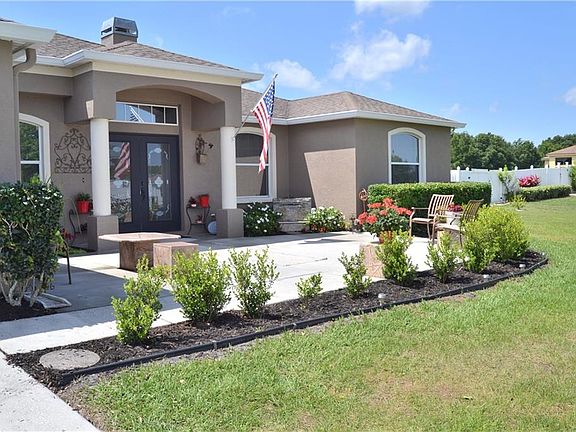 2nd image of 10034 Bloomfield Hills Dr