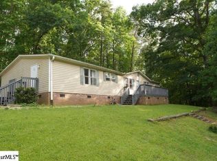 15 Fowlerville Rd, Greenville, SC 29617