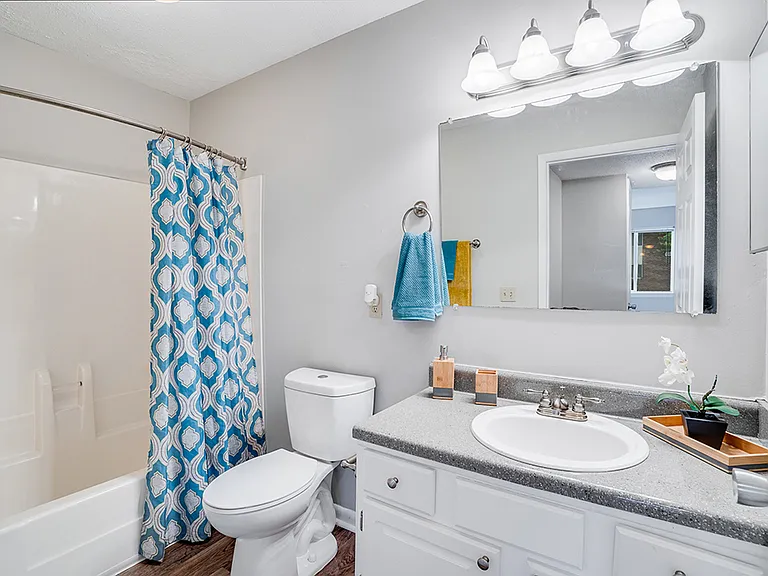 Villas at Oak Crest — Photo 8