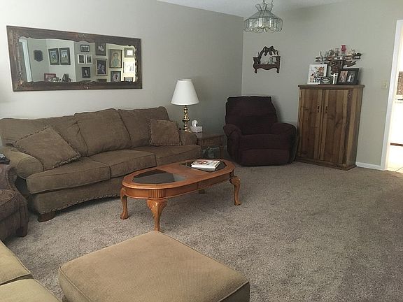 Living room/Den