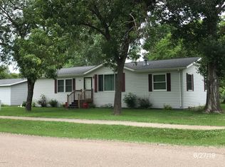 508 8th St, Manvel, ND 58256