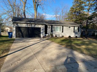 1036 Klein Rd, Williamsville, NY 14221