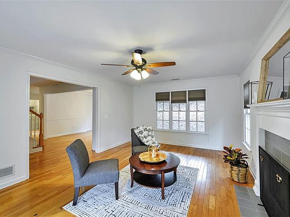 4th image of 2808 Parliament Cir