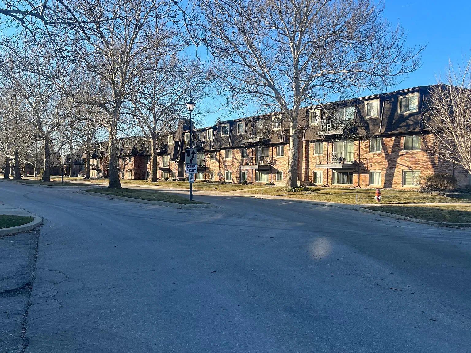 2 bed, 925 sqft, $1,400 — Photo 4