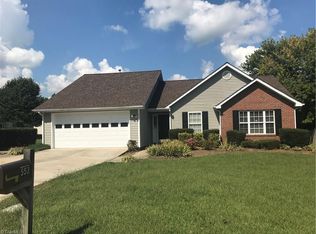 553 Orchard Ridge Ln, Greensboro, NC 27455