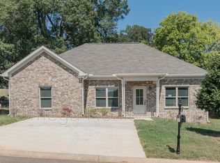 14 Maple Leaf Dr, Lincoln, AL 35096