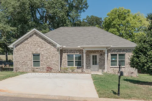 14 Maple Leaf Dr Photo 1